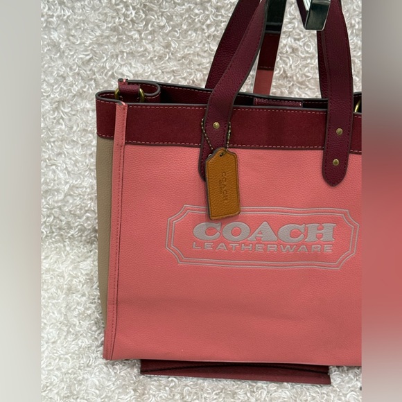 Coach Field Tote 22 Bag - Picture 2 of 16